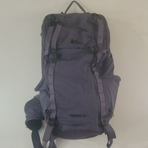 REI Co-Op Trail 40 Hiking Backpack Water Bladder Hip Pockets